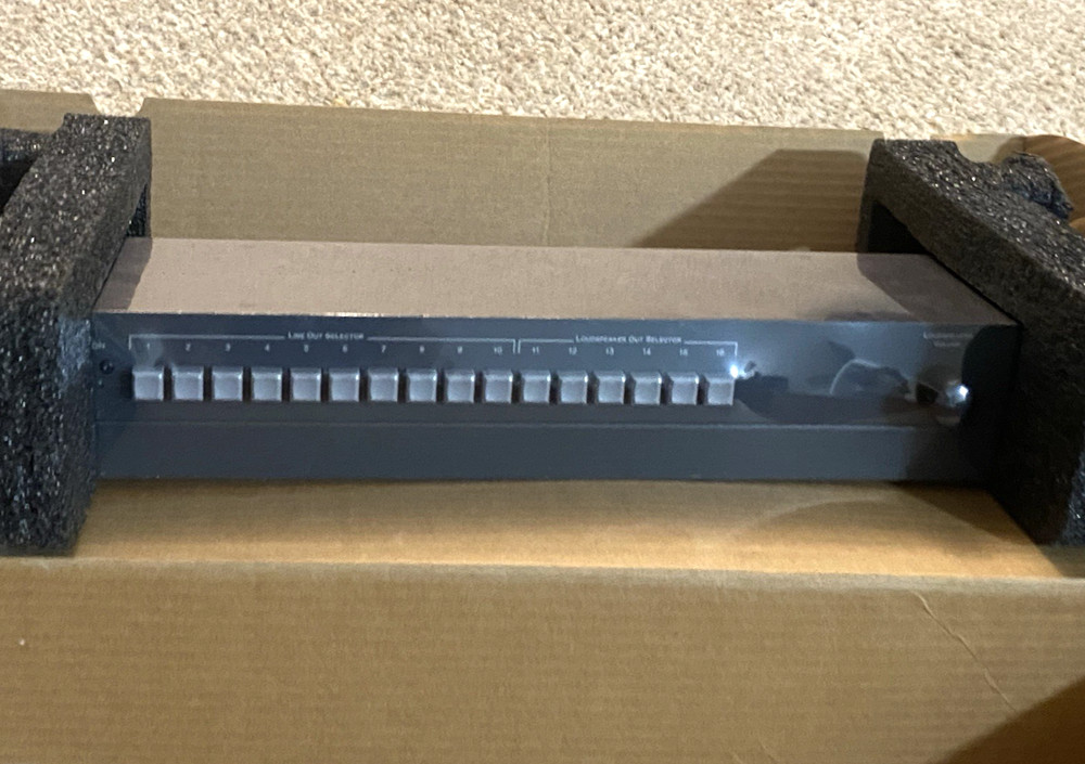 Kramer Electronics Rack Mountable Audio Switch Amplifier Model VS-106N/US, New