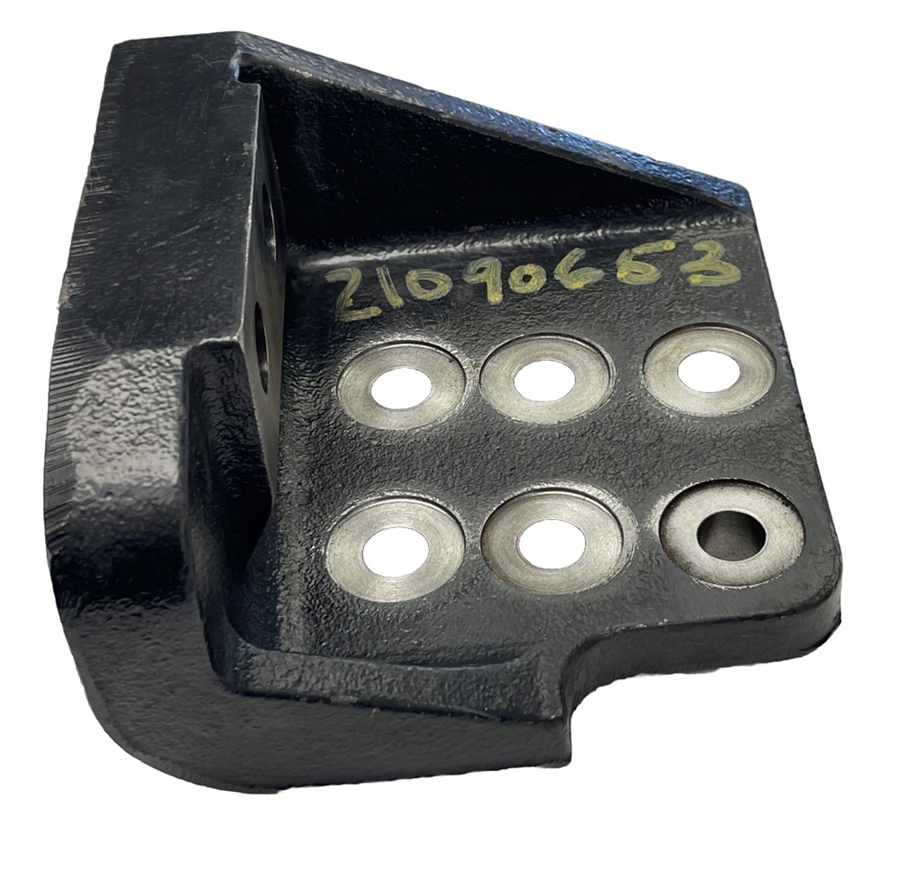 MACK 21090653 - Engine Mount Bracket - Rear