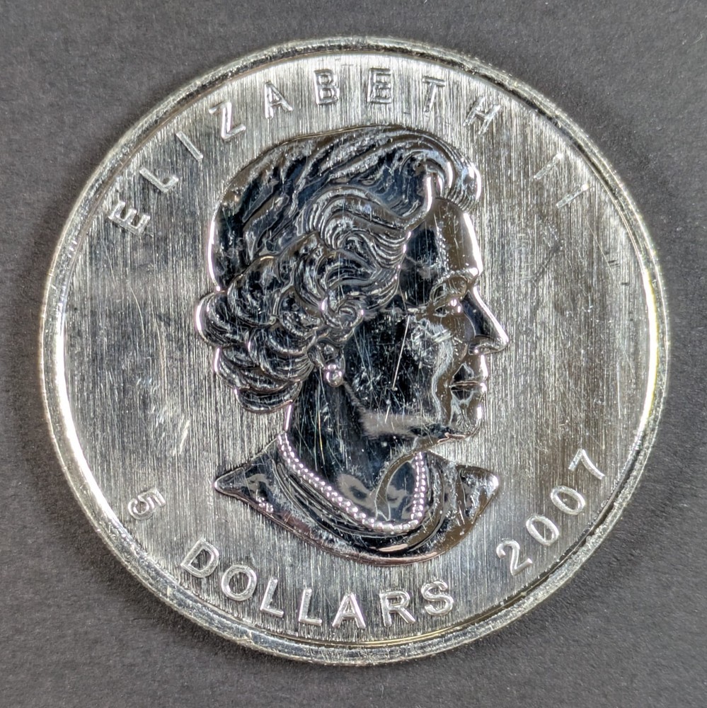 2007 Canada Maple Leaf 1oz .9999 Fine Silver UNC