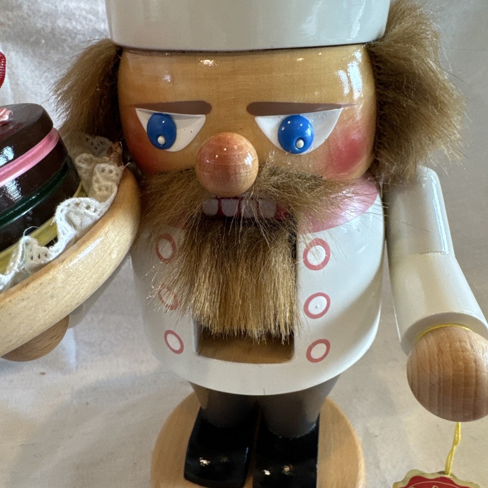 Original Steinbache Nutcracker Volksknuts Germany Hand Painted Chef Baker