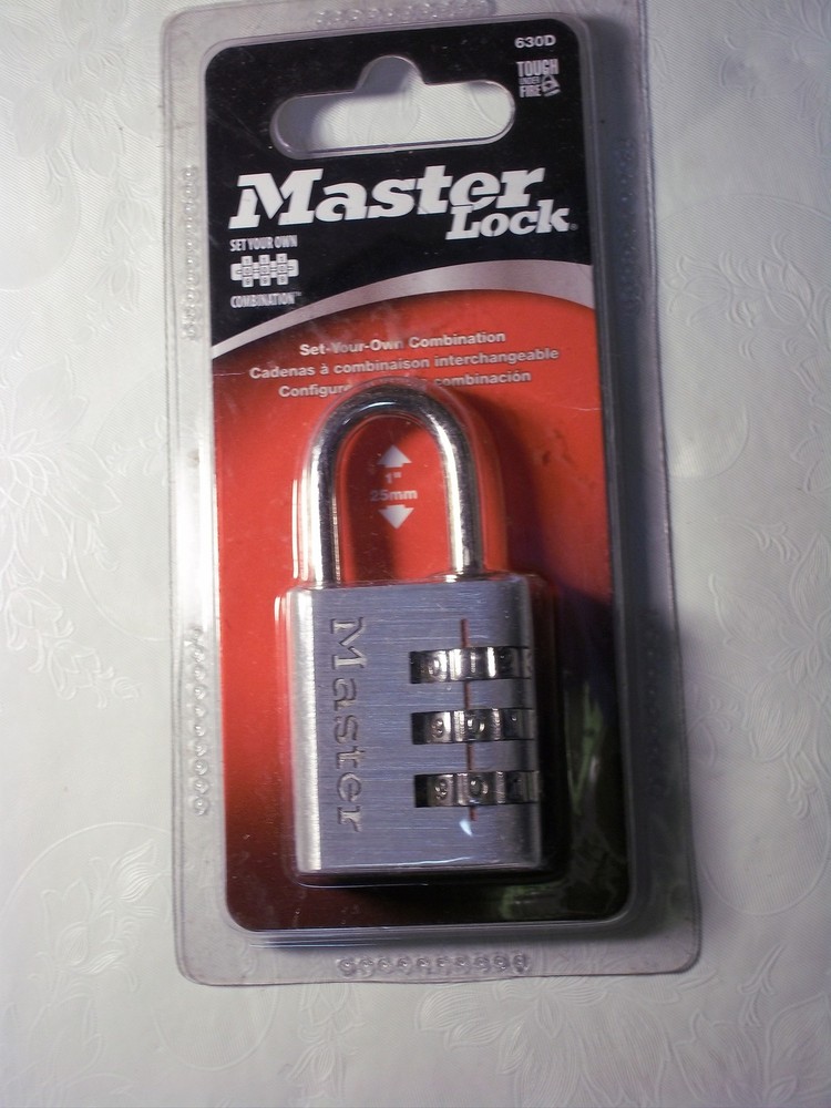 Master Lock 630D Combination Luggage Lock in Silver , 1-25 mm