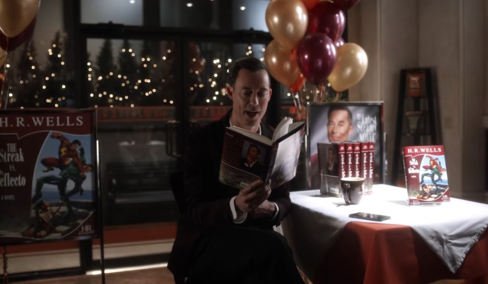 THE FLASH HR Wells Book S03E19 Original Prop (3018-4520)