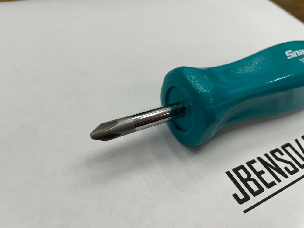 Snap-on Tools USA RARE TEAL Hard Grip #2 Standard Handle Stubby Screwdriver