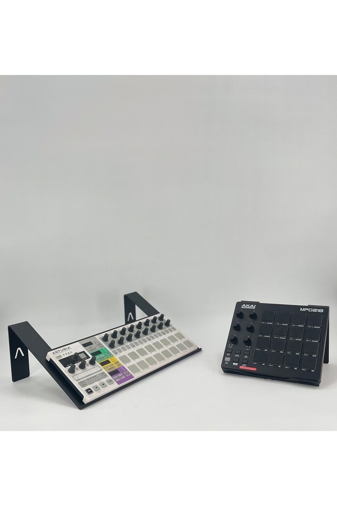 18” Stand for DJ controller, Synthesizer, drum machine, sampler, Moog, roland