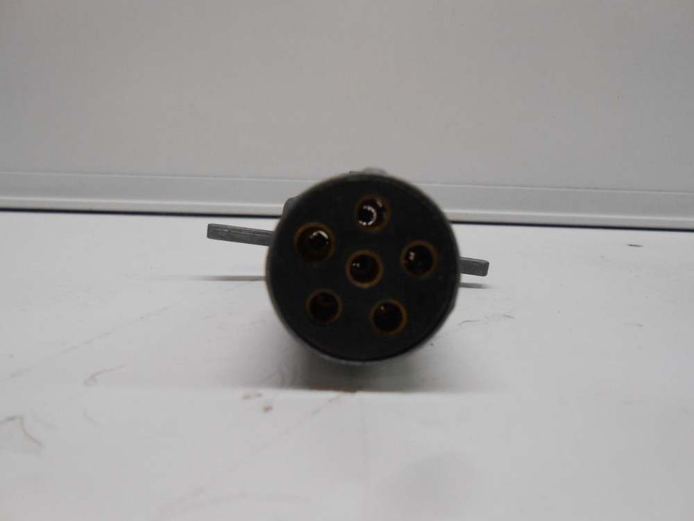 BWP M-3003 6 WAY PLUG (Lot of 2)