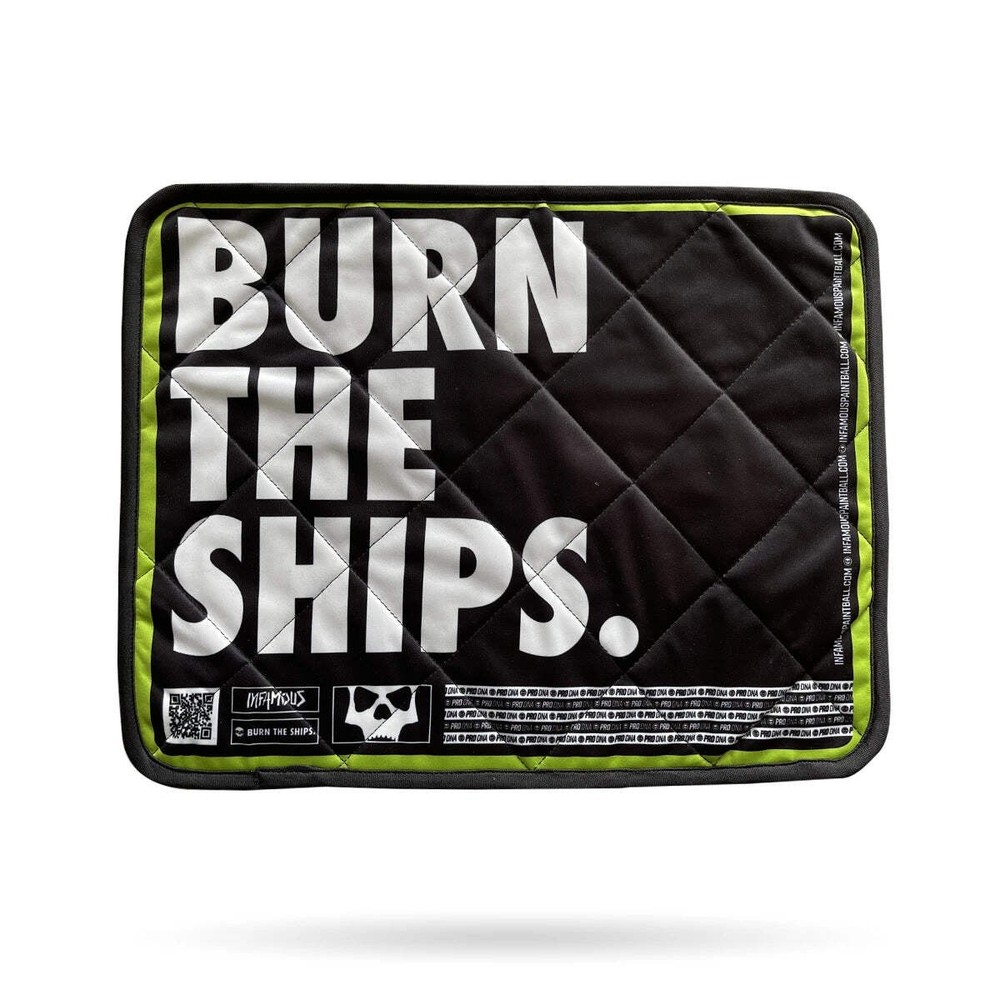 Infamous Microfiber Cloth - Burn