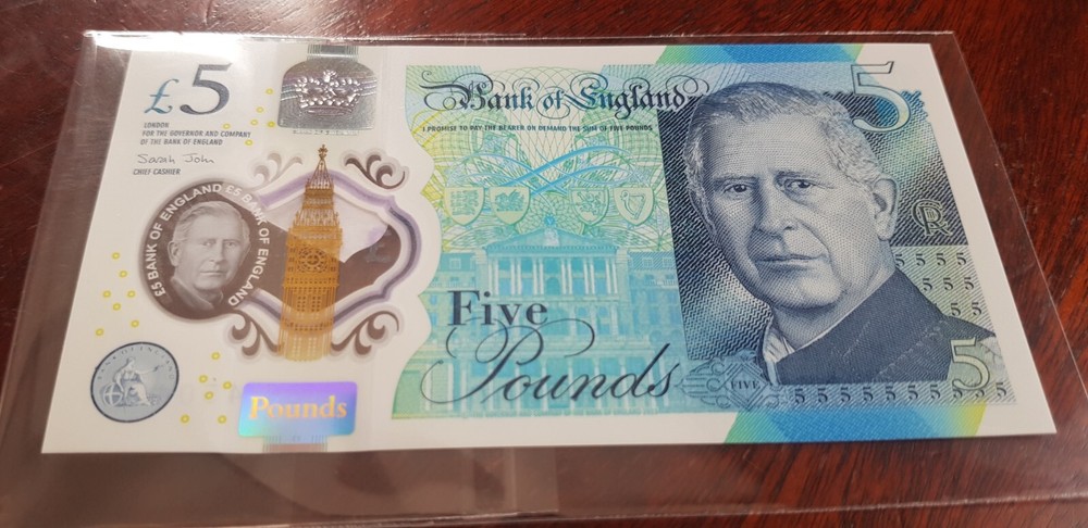 £5 King Charles CA36 , Uncirculated.