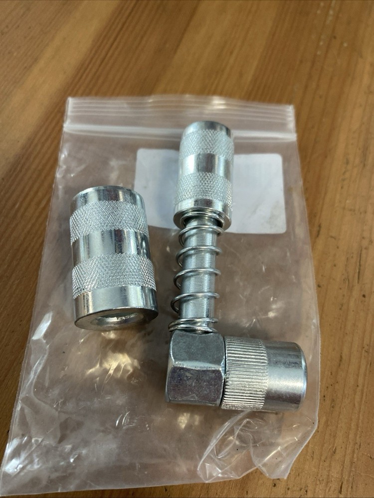 Carbyne 90 Degree Grease Coupler. New