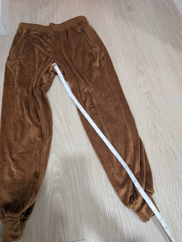 SKIMS Velour Joggers in Copper, Size Medium