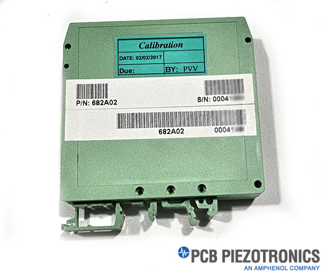 IMI PCB Piezotronics ICP Sensor Signal Conditioner 682A02 24 VDC input