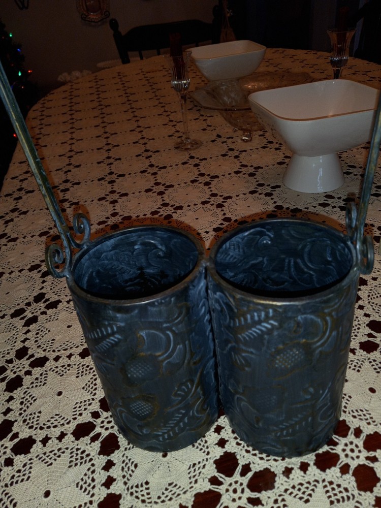 Metal Double Wine Carrier With Handle