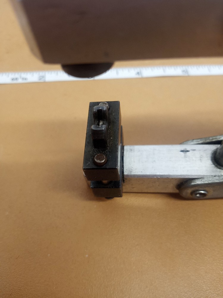 Caisley Ear Tag Applicator Tool Farming Ranching Cattle