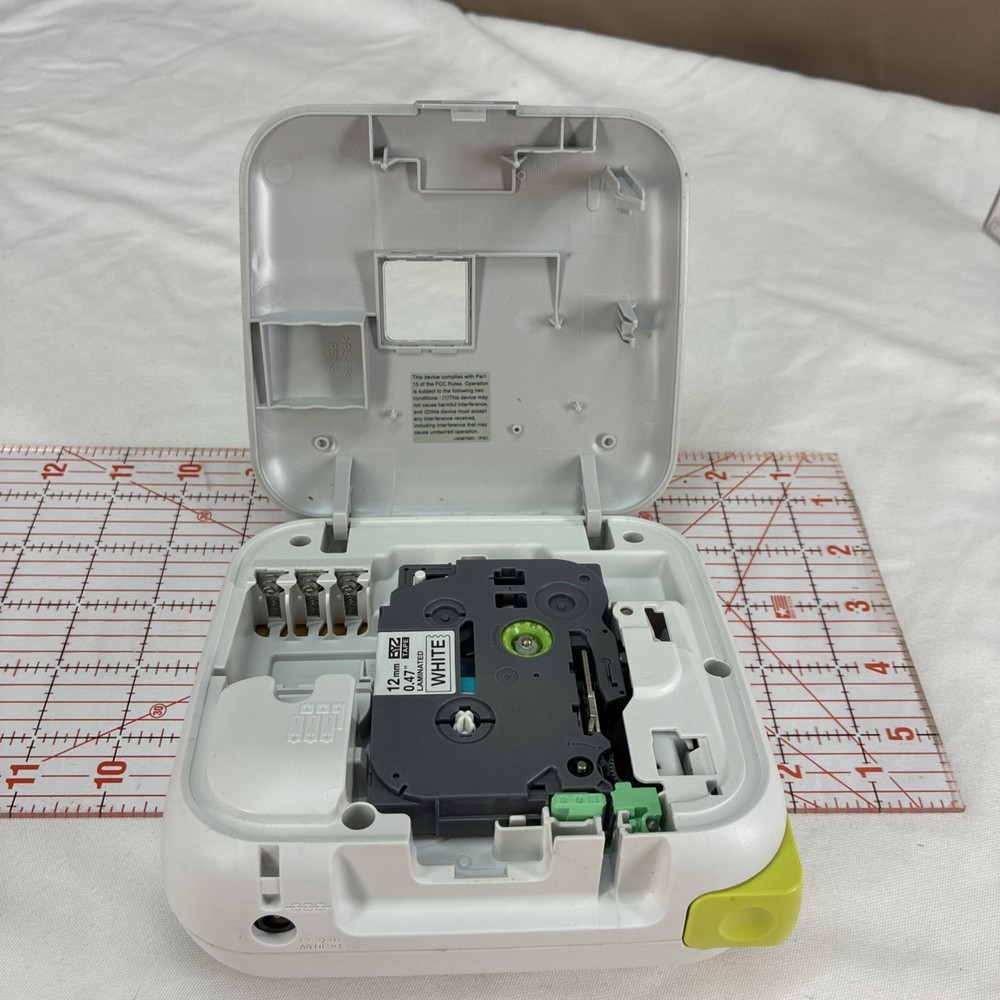 Brother P-Touch PT-D210 Handheld Label Maker Compact White - Tested & Working