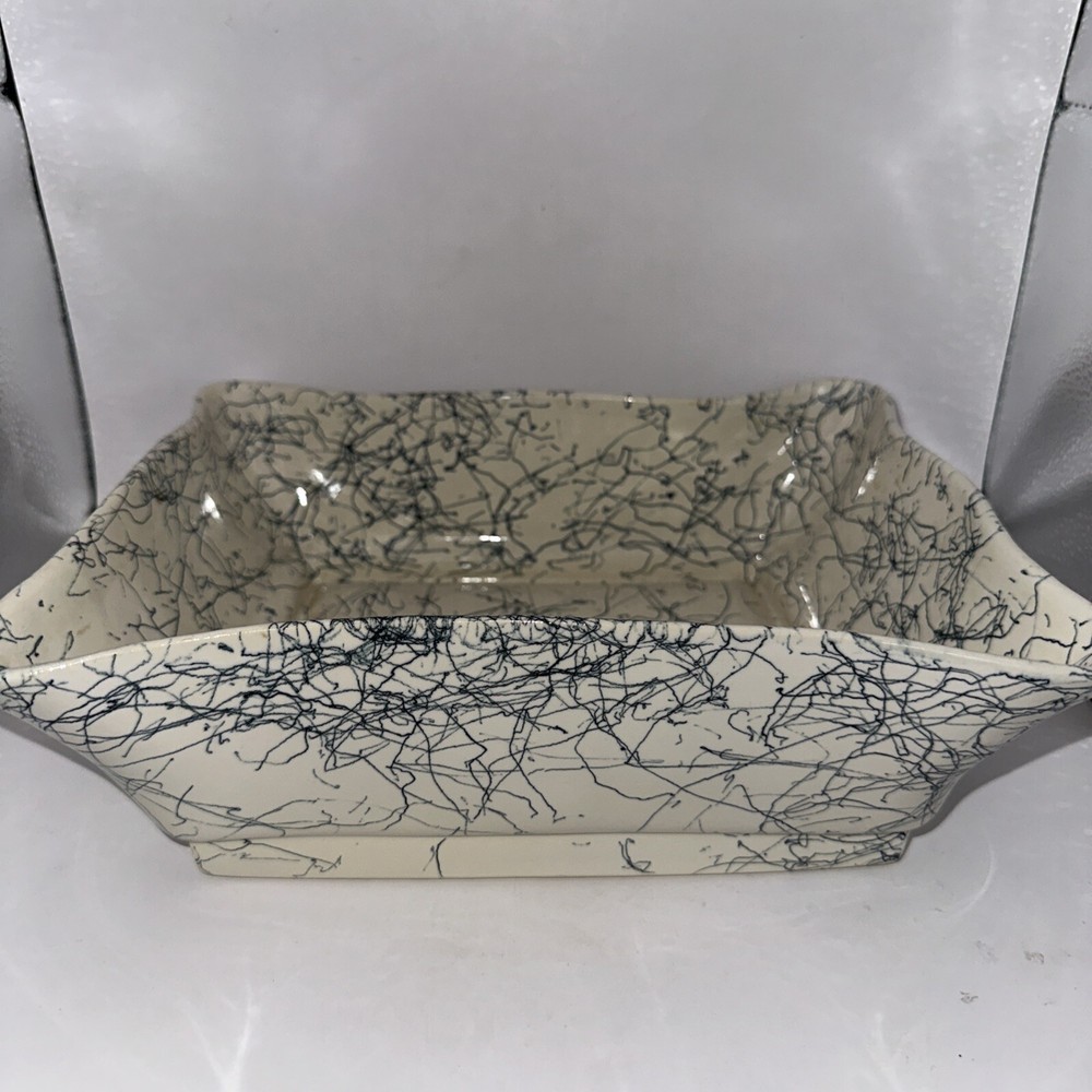 VINTAGE NAPCO SPAGHETTI STRING GLAZED PLANTER 11" X 9"