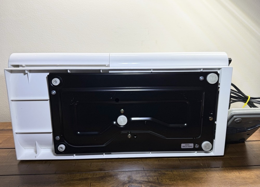 SINGER QUANTUM 9920 Sewing Machine Untested