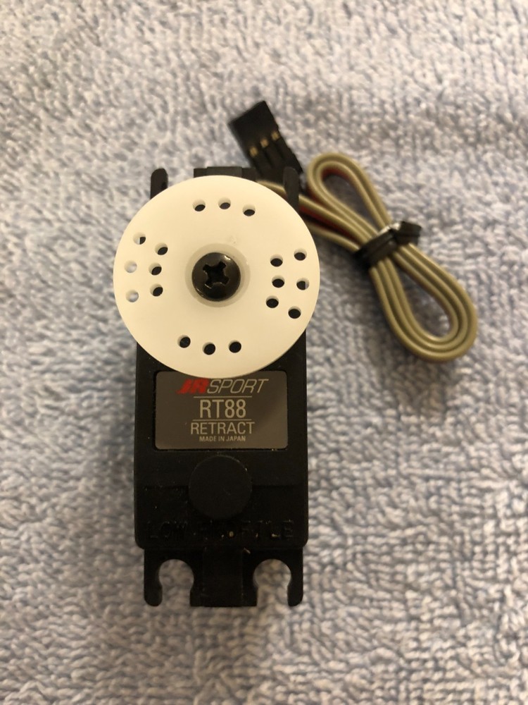 JR RT88 - Retract Servo