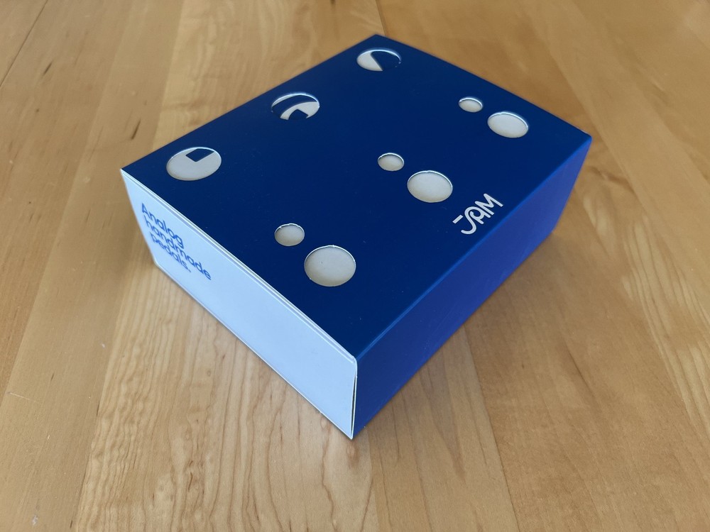 JAM pedals Delay Llama Xtreme Analog Delay