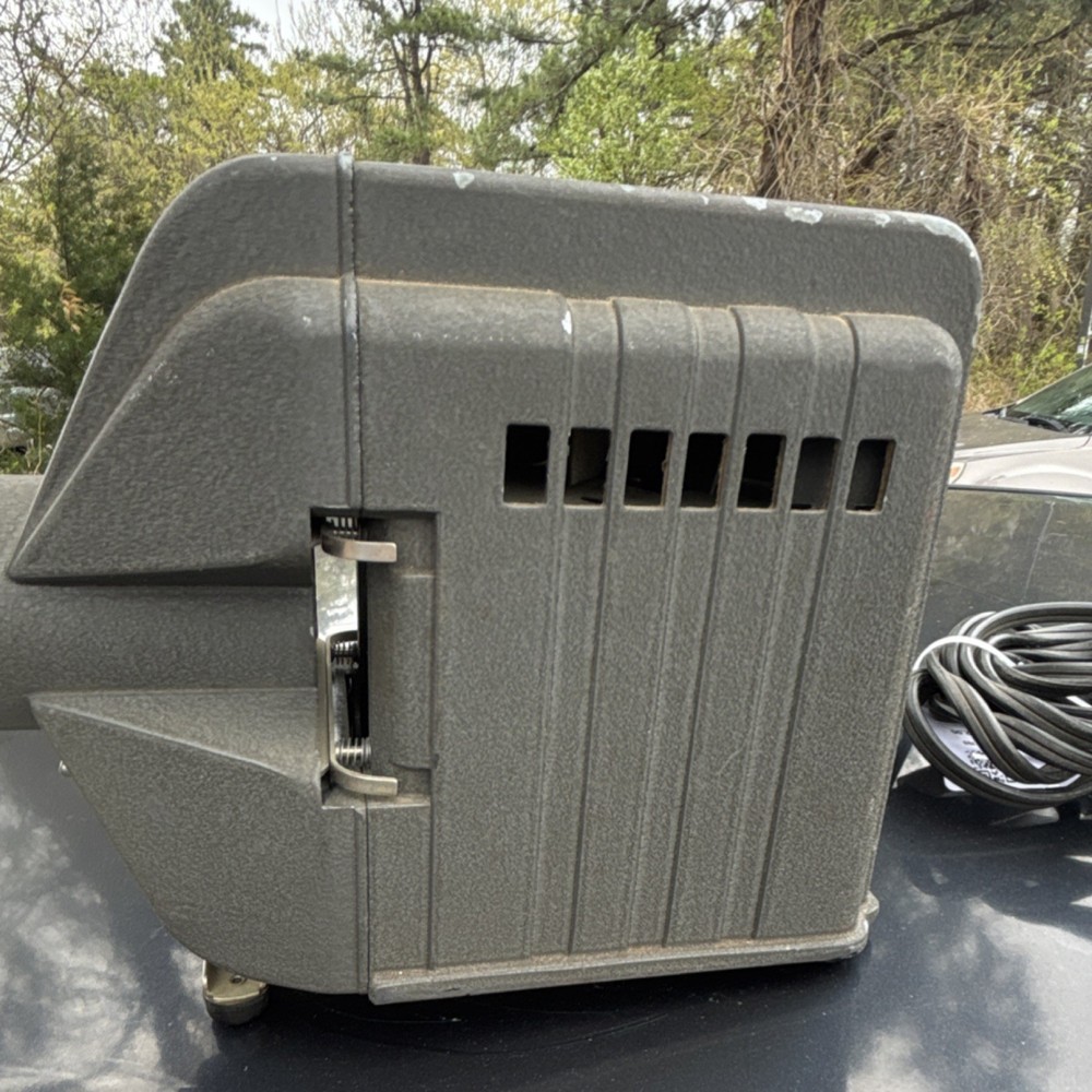 Skan Vintage Slide Projector Tested