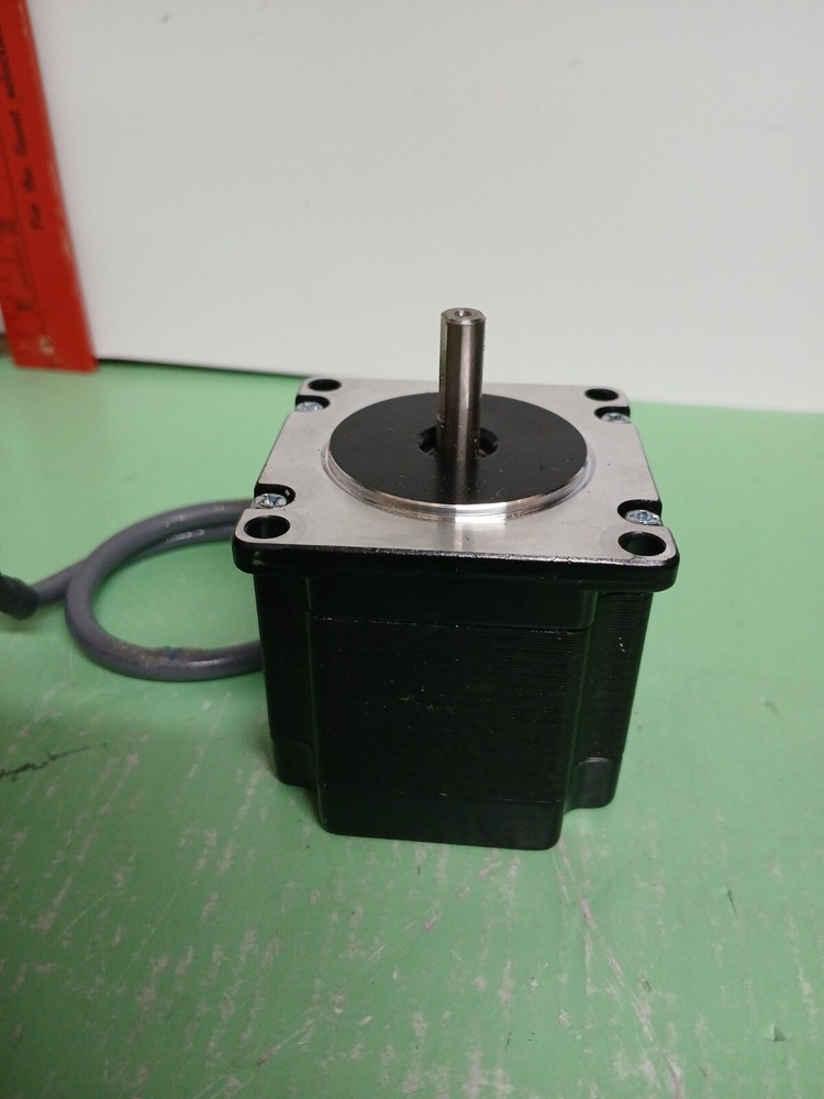 Lin Engineering 5718M-01P-04 Stepping Motor