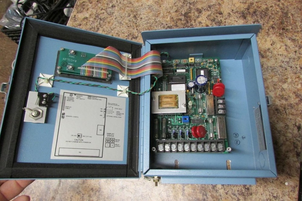 APTECH Totalizer Model SST-2430 Control Box ONLY