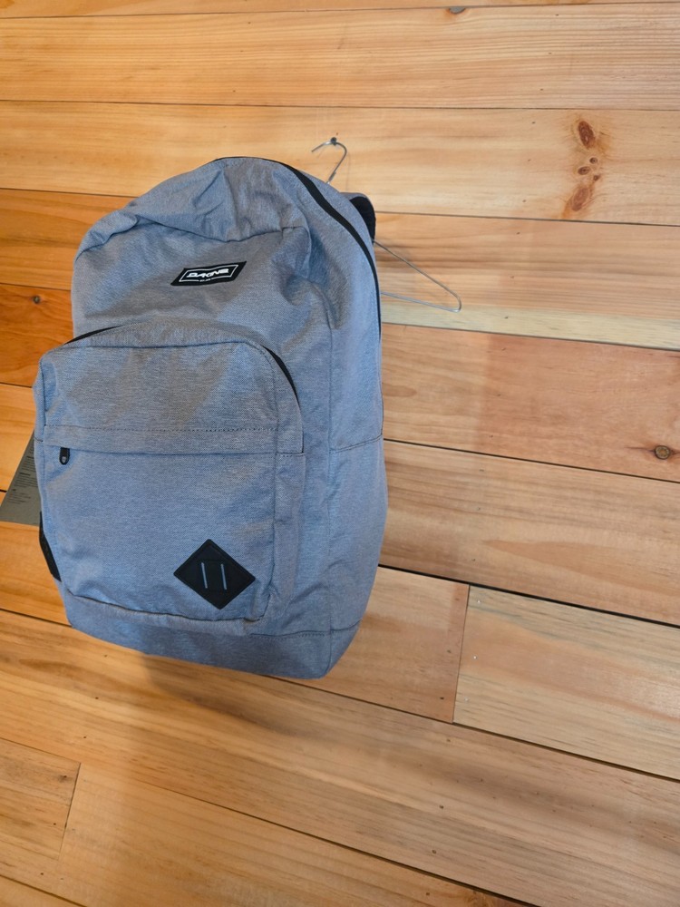 NWT Dakine 365 Backpack Gray/Black Backpack Computer Compartment