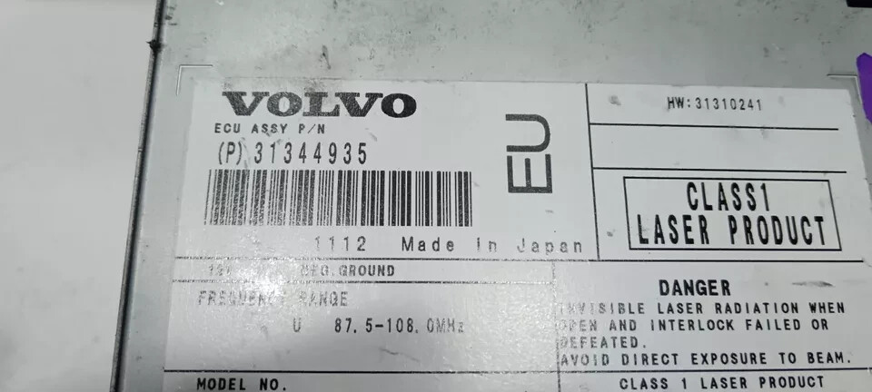 VOLVO S40 V50 C30 DVD NAVIGATION READER UNIT 31344935