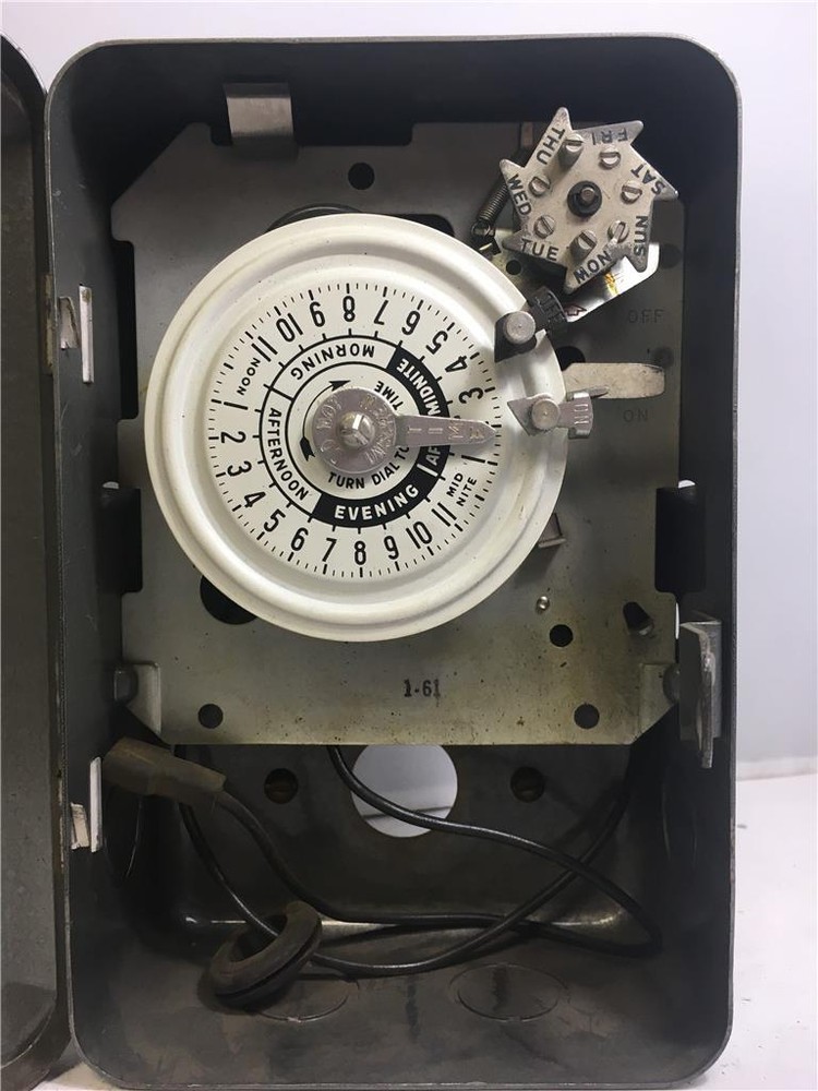 Intermatic Time Switch 158T1119 Model: L8071-A-120