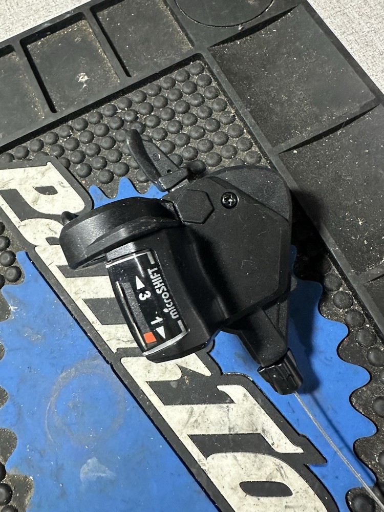 Microshift Mezzo 3 Speed Left Trigger Shifter Black New