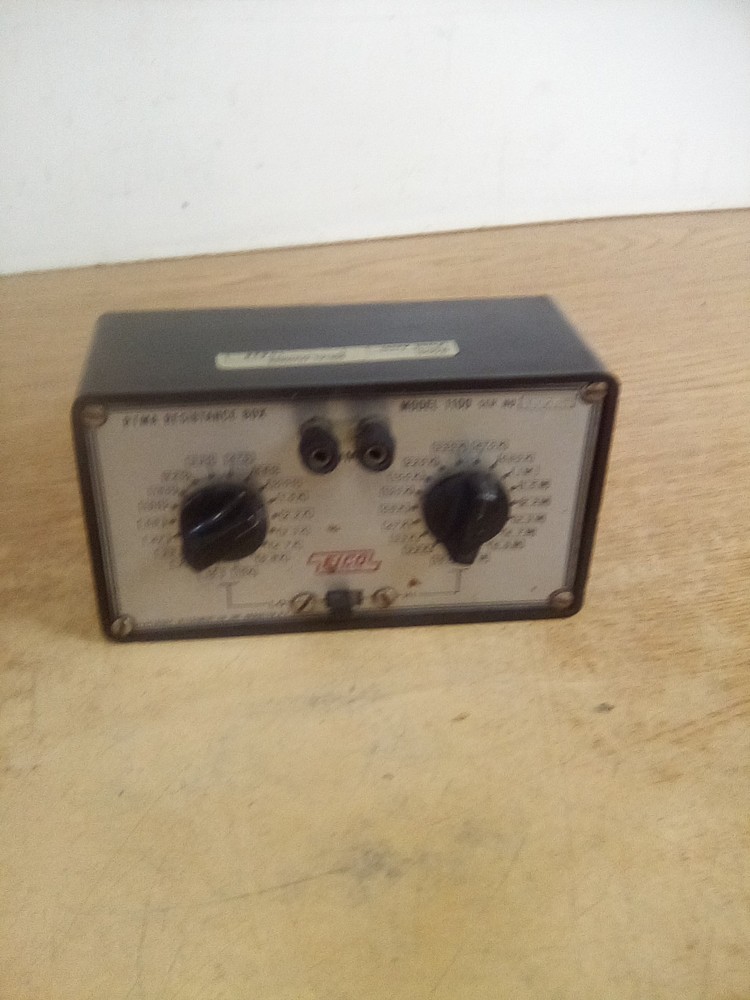 EICO Model 1100 RTMA Resistance Box