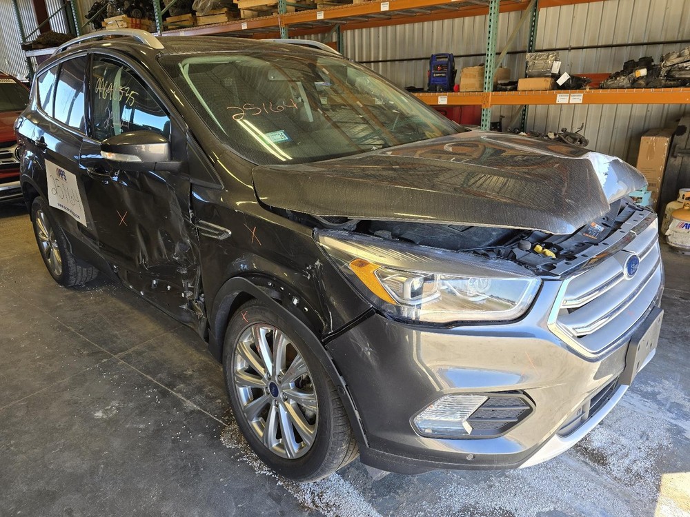 Used Front Center Interior Rear View Mirror fits: 2018 Ford Escape automatic dim