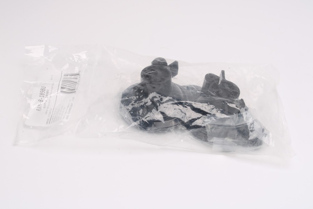 RAM RAM-B-189BU Twist-Lock Dual Suction Cup Base - NEW