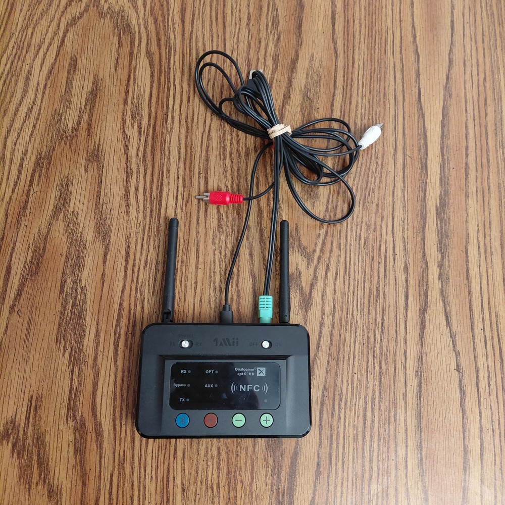1Mii B03 Bluetooth 5.3 Wireless Transmitter & Receiver TV Home Stereo Untested