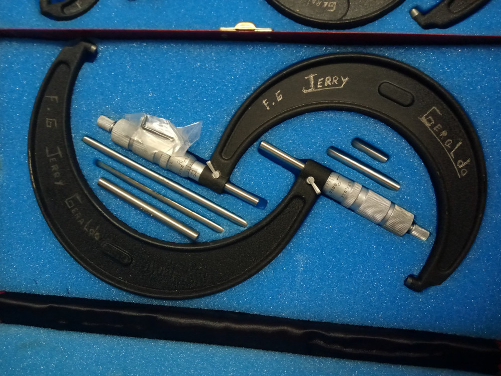 Central Tool Company Micrometer 11 Piece Set Red Case