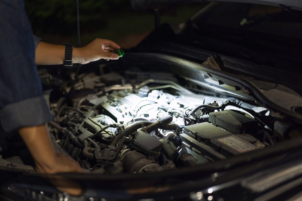 Olight Oclip Pro Zombie Green & Perun 3 Mini Ghost Blaze Flashlights Bundle