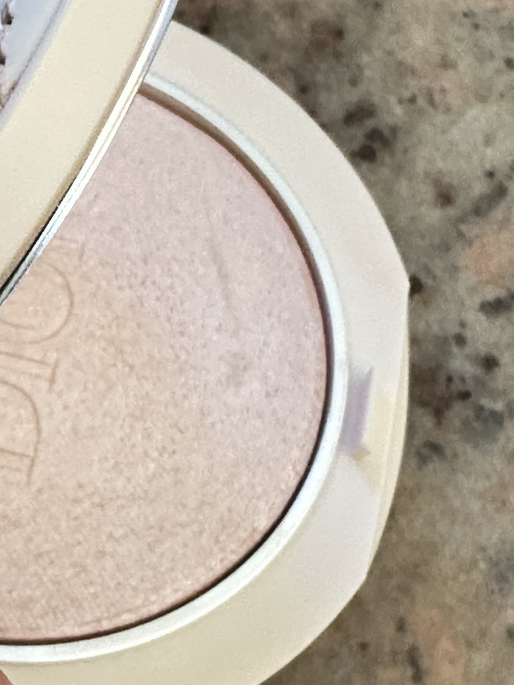 Dior Forever Couture Luminizer – 02 Pink Glow – NWOB Read Description