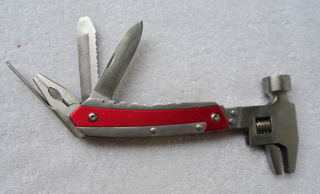 MUTI FUNCTION 5-IN-1 KNIFE TOOL #E4