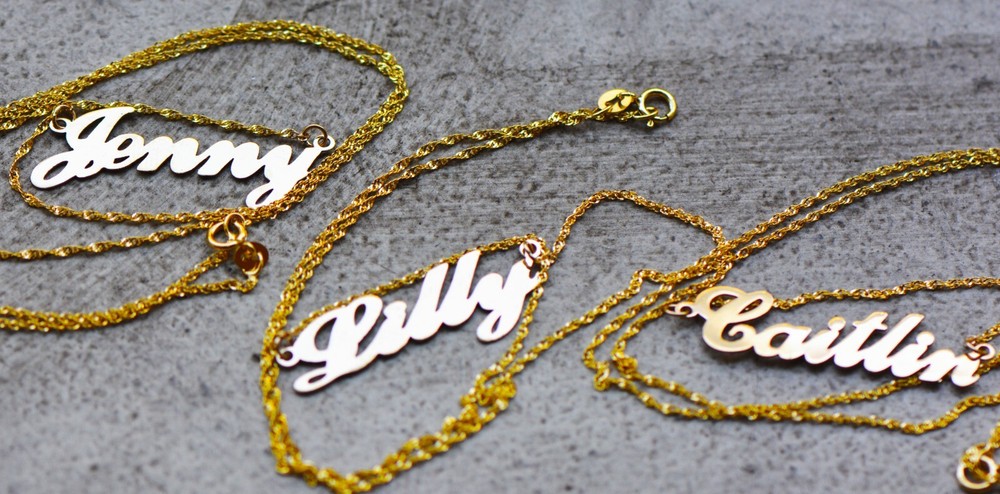 10K Solid Yellow Gold Personalized Custom Cursive Name Pendant Letter Necklace