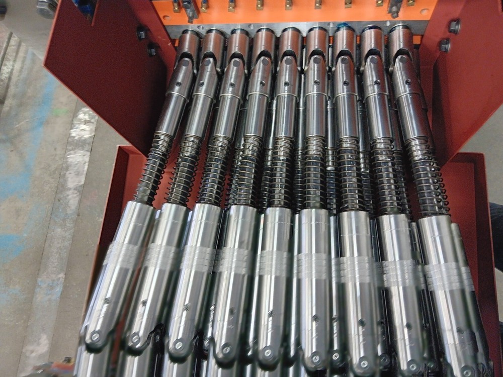 USED HERR VOSS SPINDLES FOR WORK ROLLS ON LEVELER