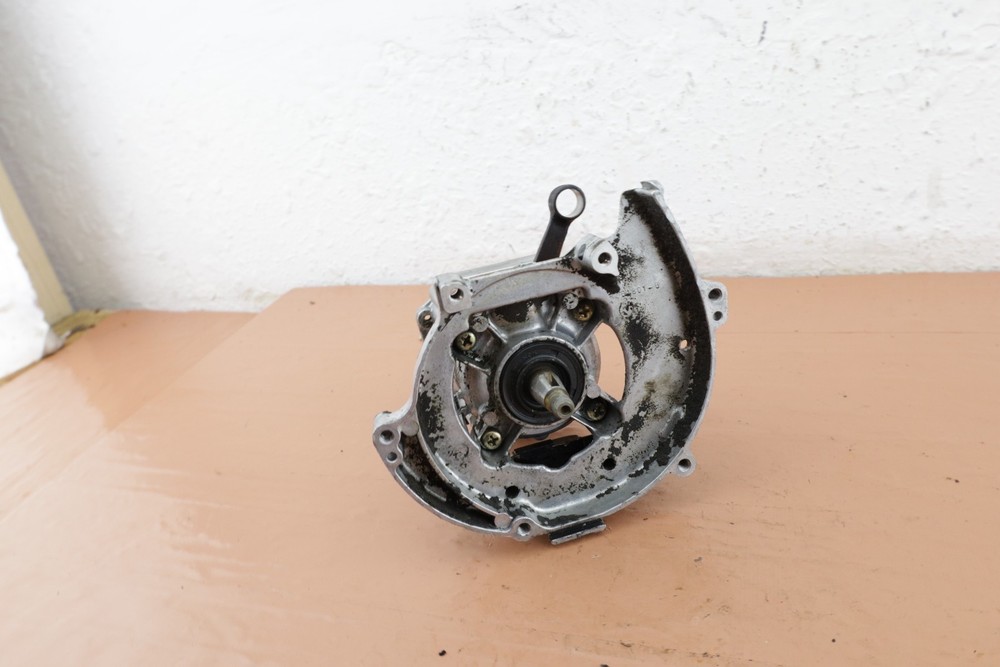 Toro 6B String Trimmer OEM Crankcase 64957-4