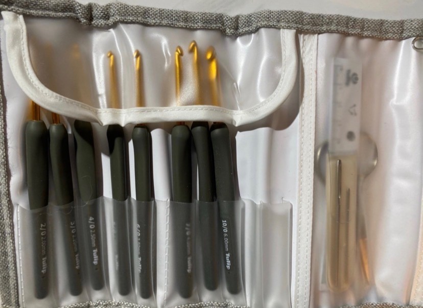 Tulip Etimo Crochet Hook Set