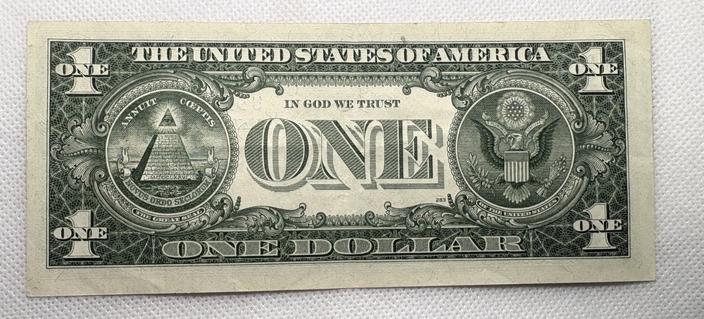 $1 - 1957 BLUE SEAL - SILVER CERTIFICATE - Uncirculated