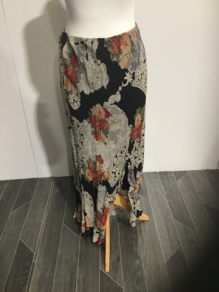 beautiful skirt and top set size 14