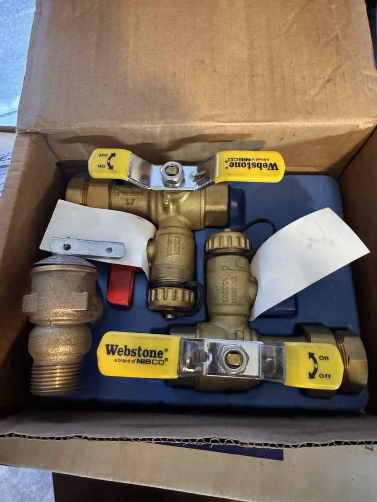 WebStone 3/4 NPT Tankless Water Heater Service Valve Kit w/ Relief Valve 150 PSI