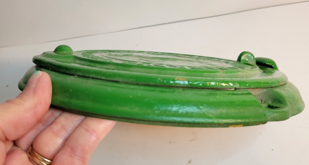 John Deere & Mansur Co. Corn Planter Lid Y2678 Cast Iron