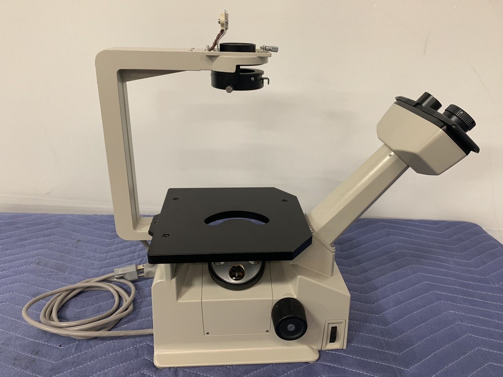 Nikon TMS Microscope