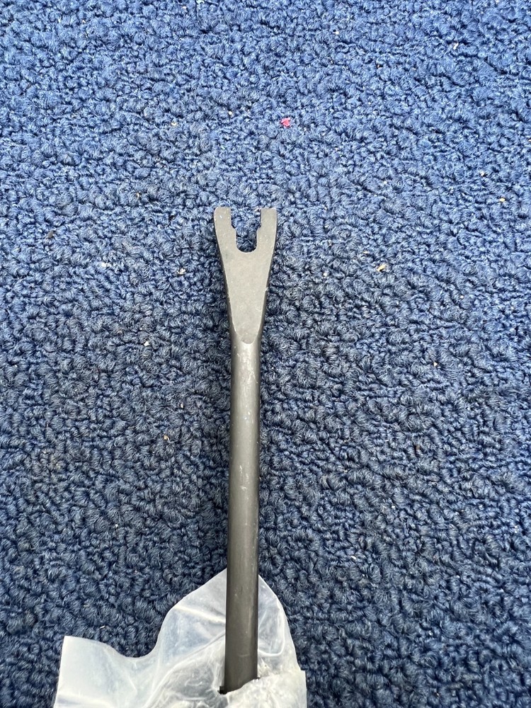 VIM Tools V610: 10" Long Upholstery Panel Tool