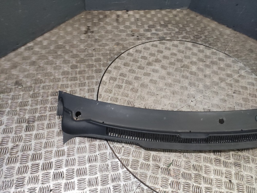 VW California 2018 Windscreen Gutter Scuttle Panel Trim 7E0819403 D312