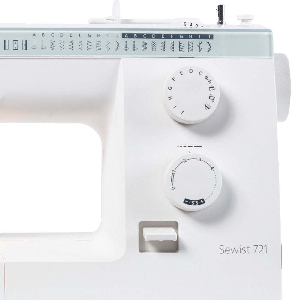 Janome Sewist 721S Mechanical Sewing Machine with FREE Bundle