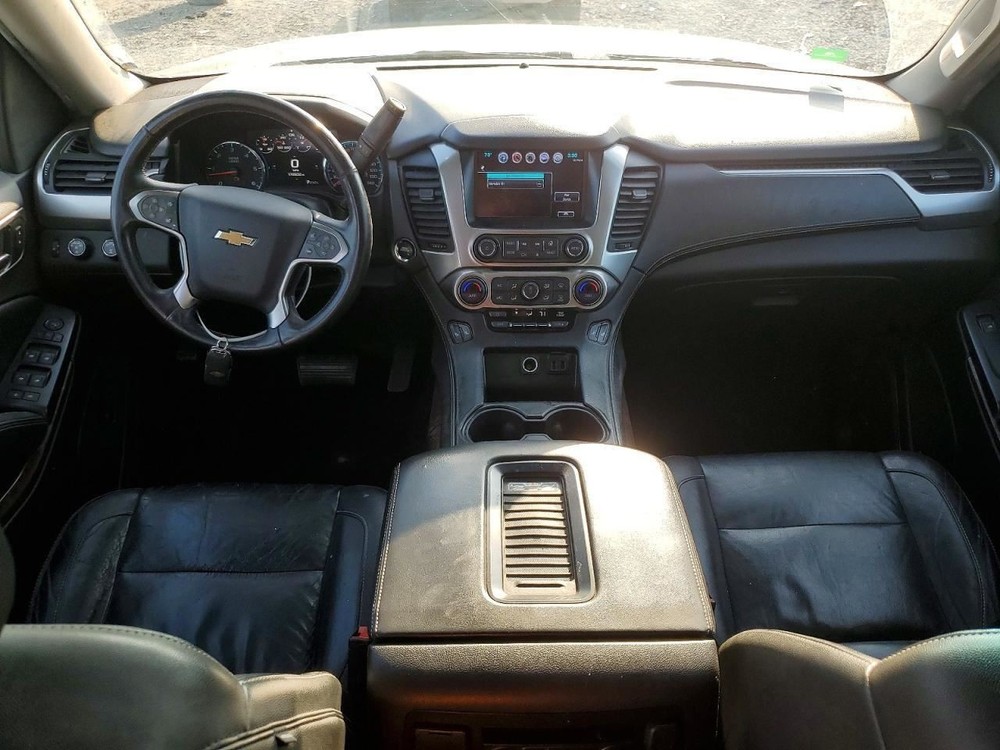 SUBCHEV15 2017 Glove Box 4984706