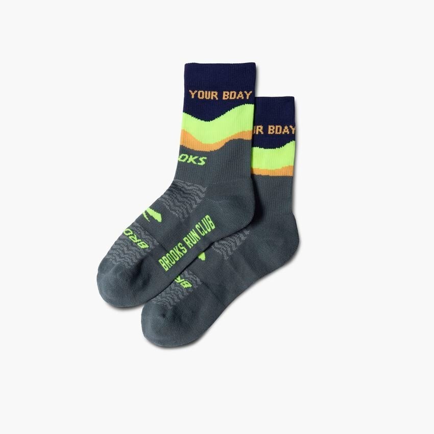 Brooks 🔥 - Run-In Crew Socks - Size Large